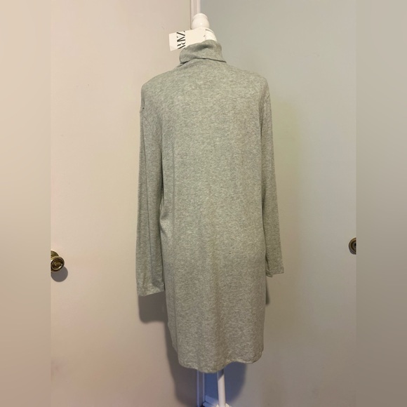 Zara turtleneck knit dress sweater,very soft & light weight,size M, green color - Picture 5 of 9